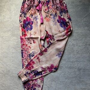 HEMANT & NANDITA pants